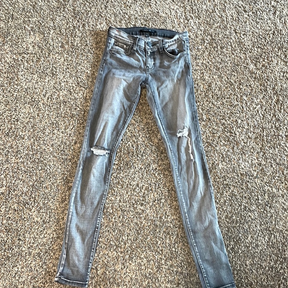 Flying monkey, jeans